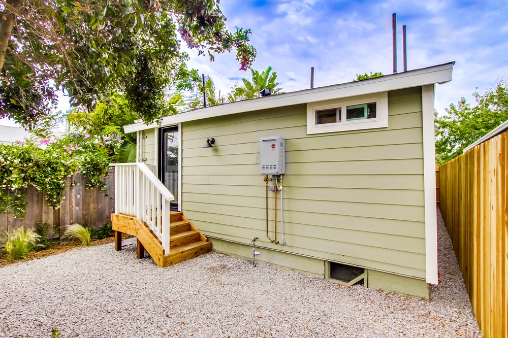 Virtual tour photo 24 of 26 for 4675 Lotus Street