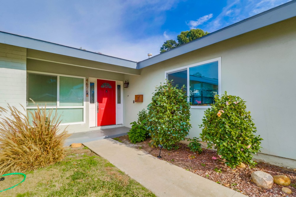 Virtual tour photo 5 of 35 for 4676 Cobb Dr