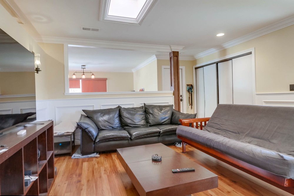 Virtual tour photo 8 of 35 for 4676 Cobb Dr