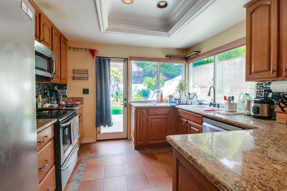 Virtual tour photo 12 of 35 for 4676 Cobb Dr