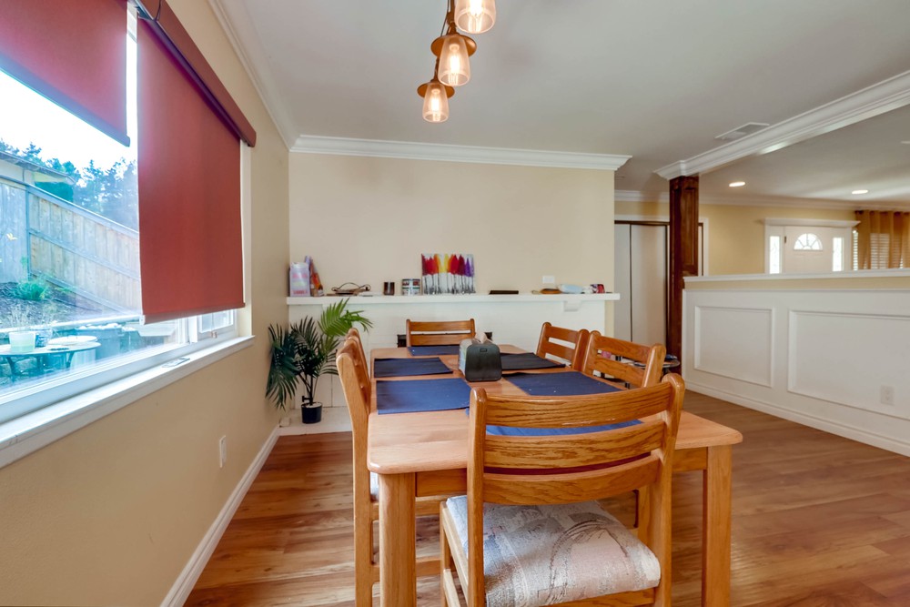 Virtual tour photo 13 of 35 for 4676 Cobb Dr