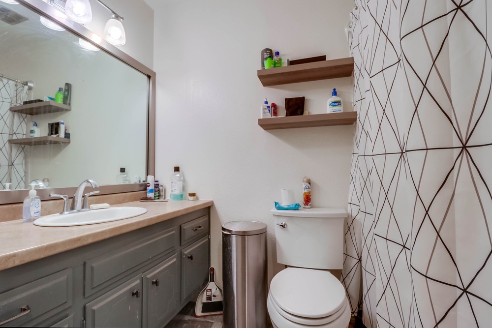 Virtual tour photo 27 of 35 for 4676 Cobb Dr