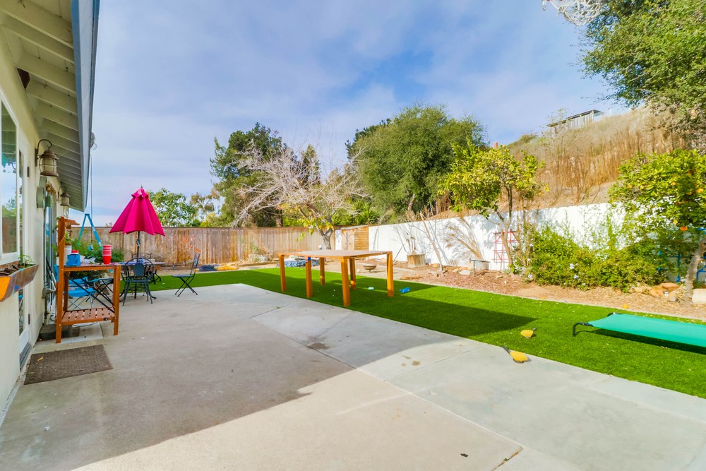 Virtual tour photo 29 of 35 for 4676 Cobb Dr