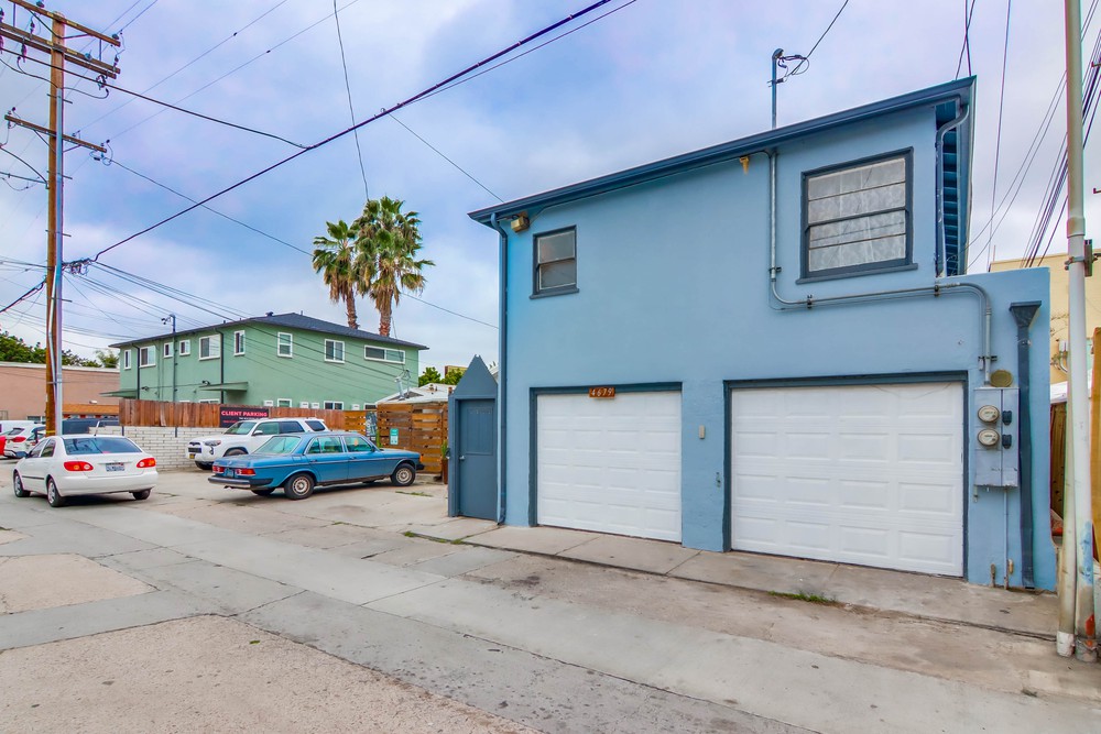 Virtual tour photo 4 of 44 for 4679 30th St