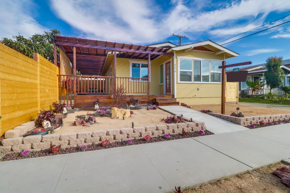 Virtual tour photo 4 of 35 for 4679 Wilson Ave