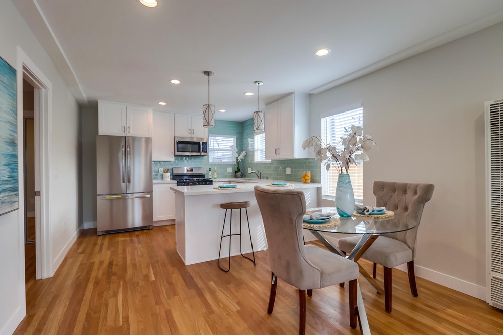 Virtual tour photo 17 of 35 for 4679 Wilson Ave