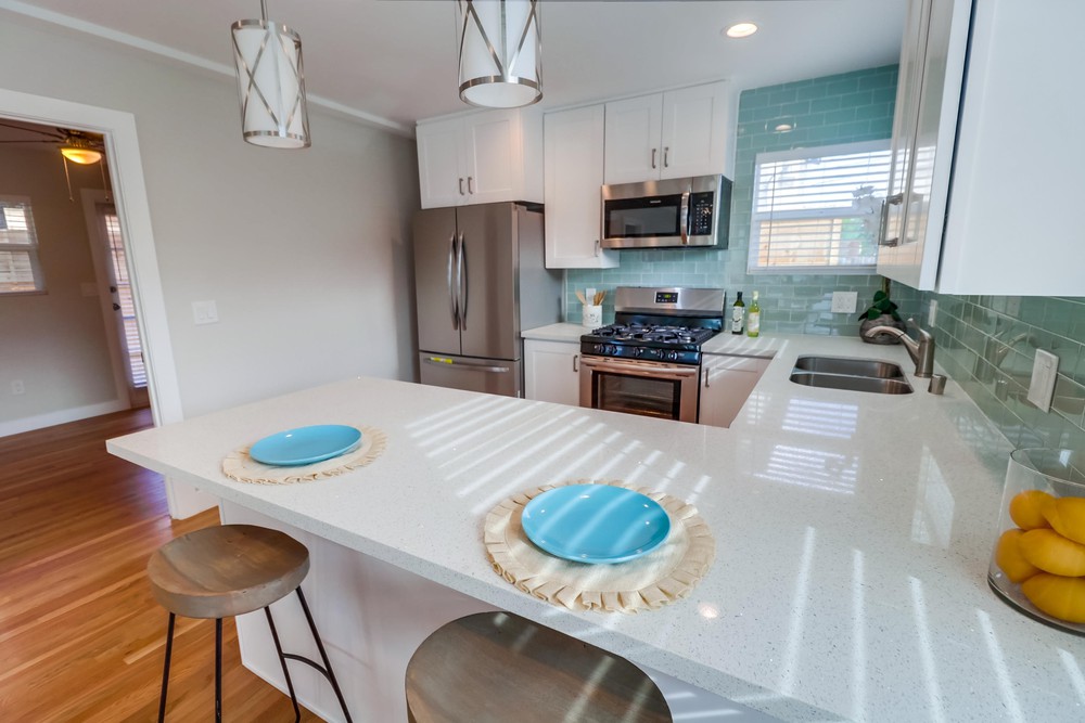 Virtual tour photo 19 of 35 for 4679 Wilson Ave