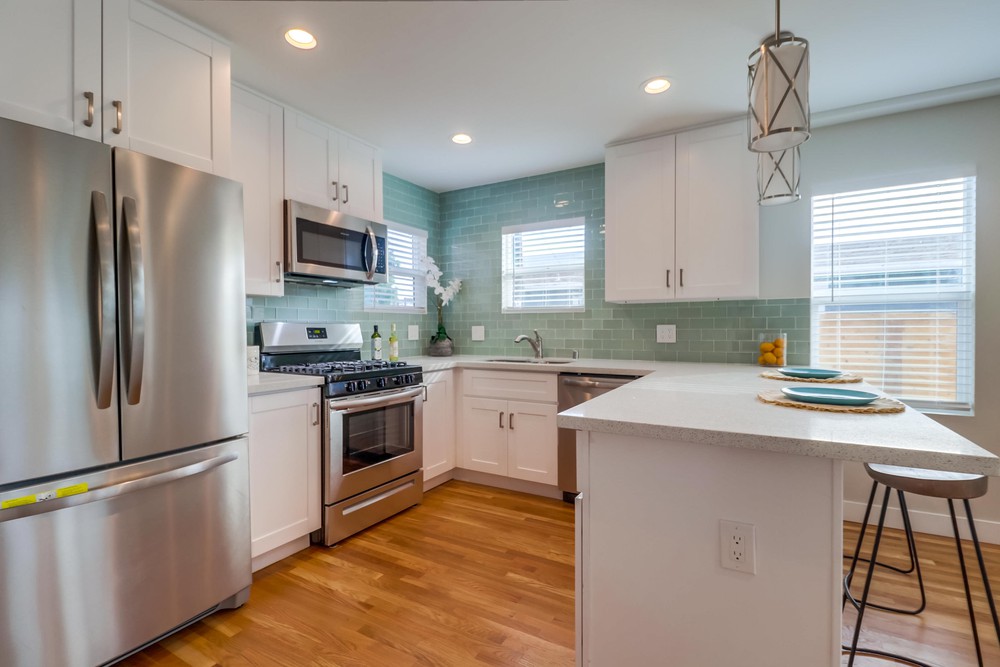 Virtual tour photo 20 of 35 for 4679 Wilson Ave