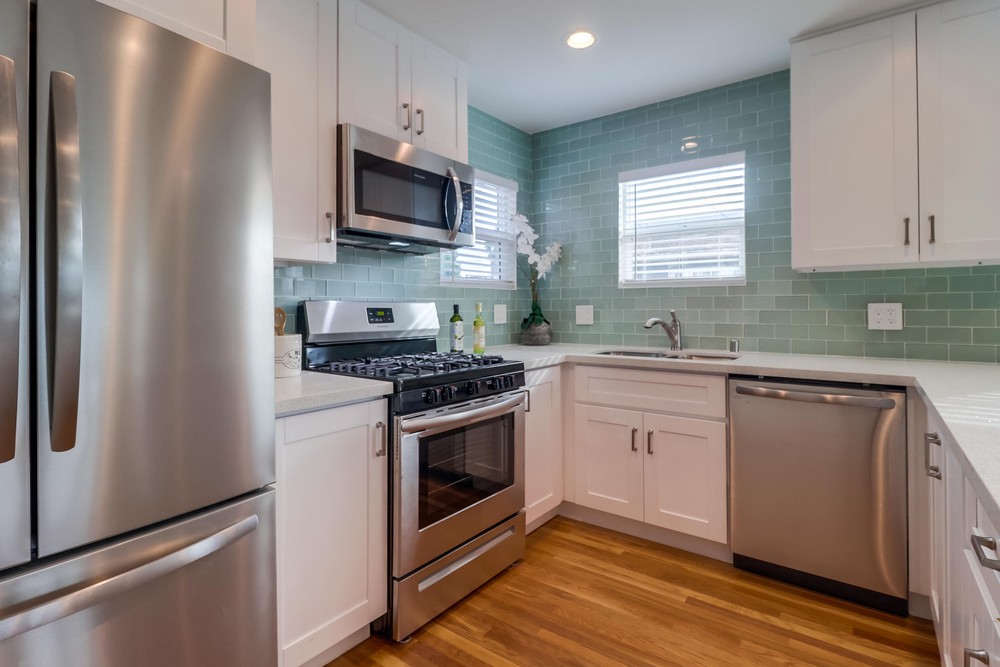 Virtual tour photo 21 of 35 for 4679 Wilson Ave