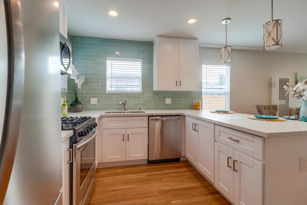 Virtual tour photo 22 of 35 for 4679 Wilson Ave