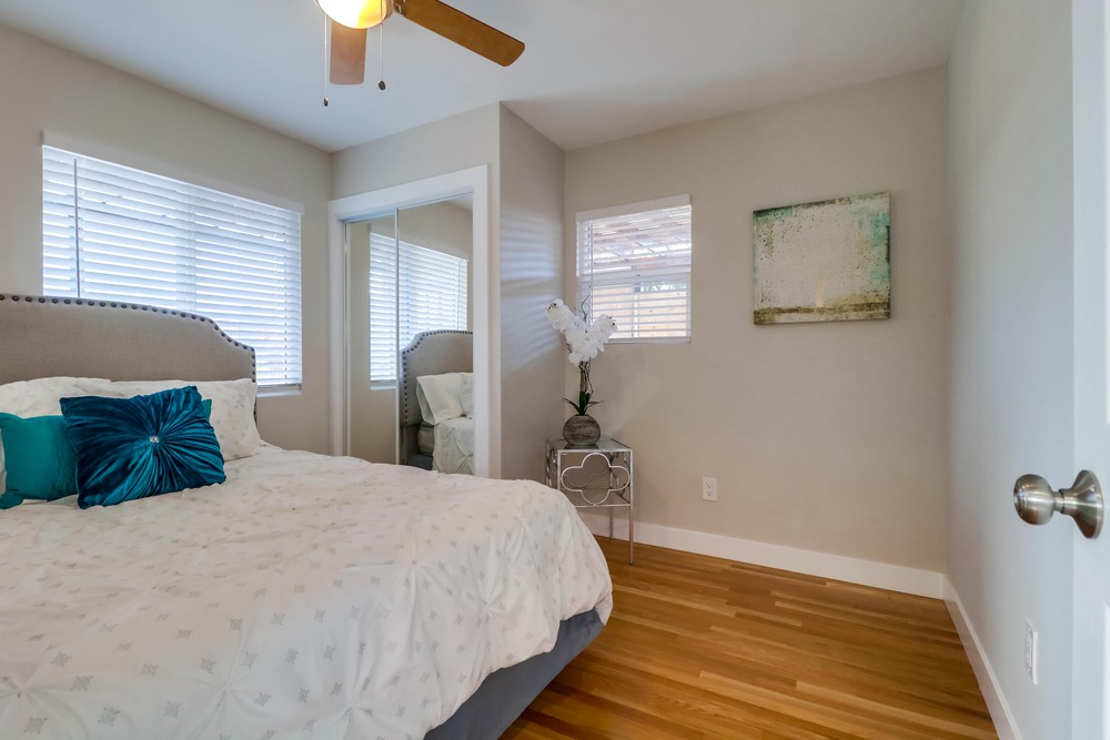 Virtual tour photo 24 of 35 for 4679 Wilson Ave
