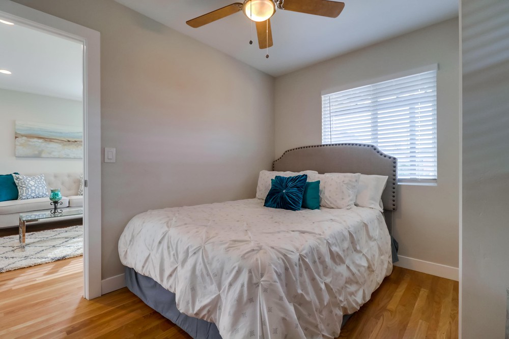 Virtual tour photo 25 of 35 for 4679 Wilson Ave