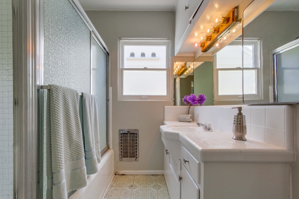 Virtual tour photo 27 of 33 for 4680 Norma Dr