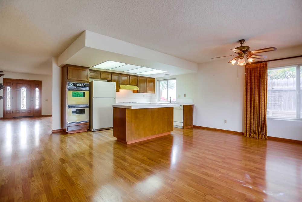Virtual tour photo 18 of 55 for 4684 Murat St