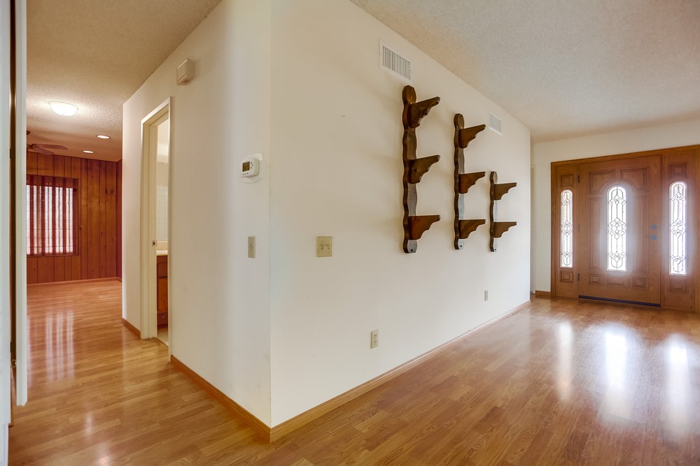 Virtual tour photo 26 of 55 for 4684 Murat St