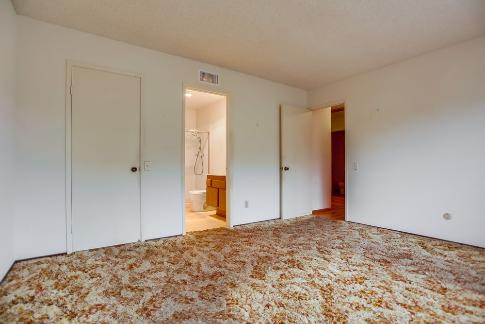 Virtual tour photo 43 of 55 for 4684 Murat St