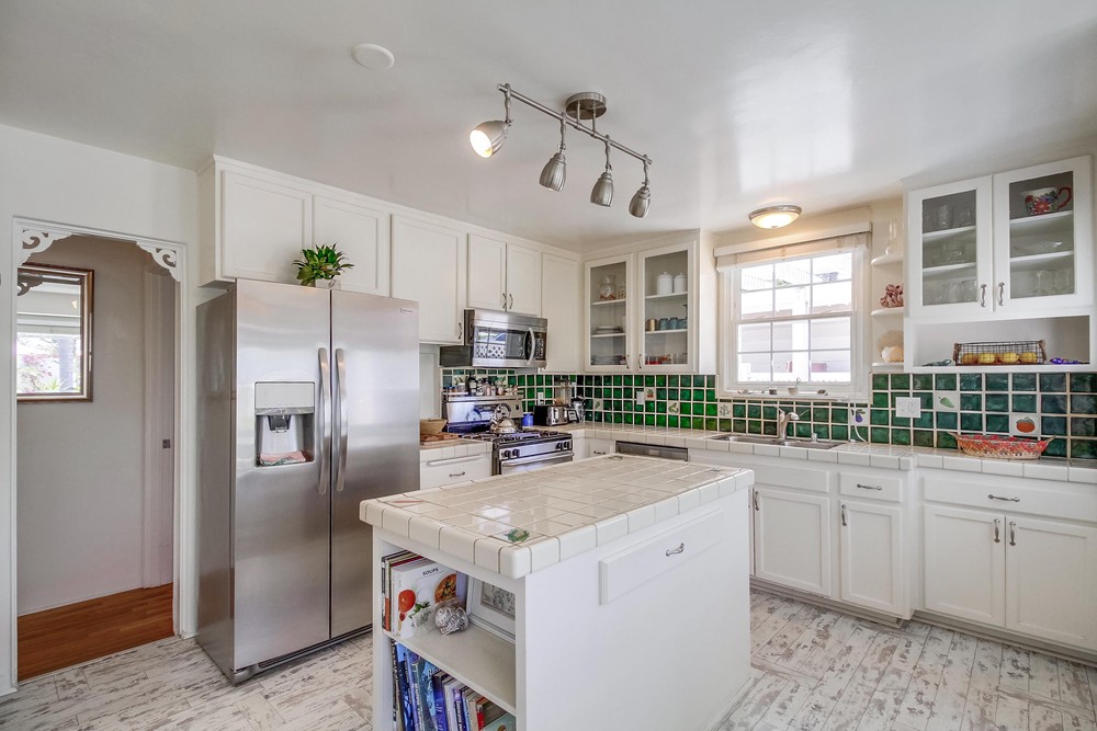 Virtual tour photo 31 of 82 for 4684 Saratoga Ave