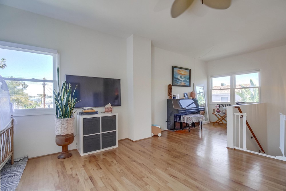 Virtual tour photo 40 of 82 for 4684 Saratoga Ave