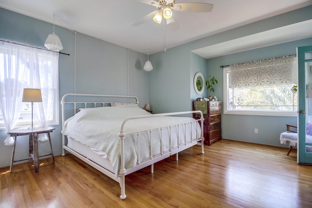 Virtual tour photo 43 of 82 for 4684 Saratoga Ave