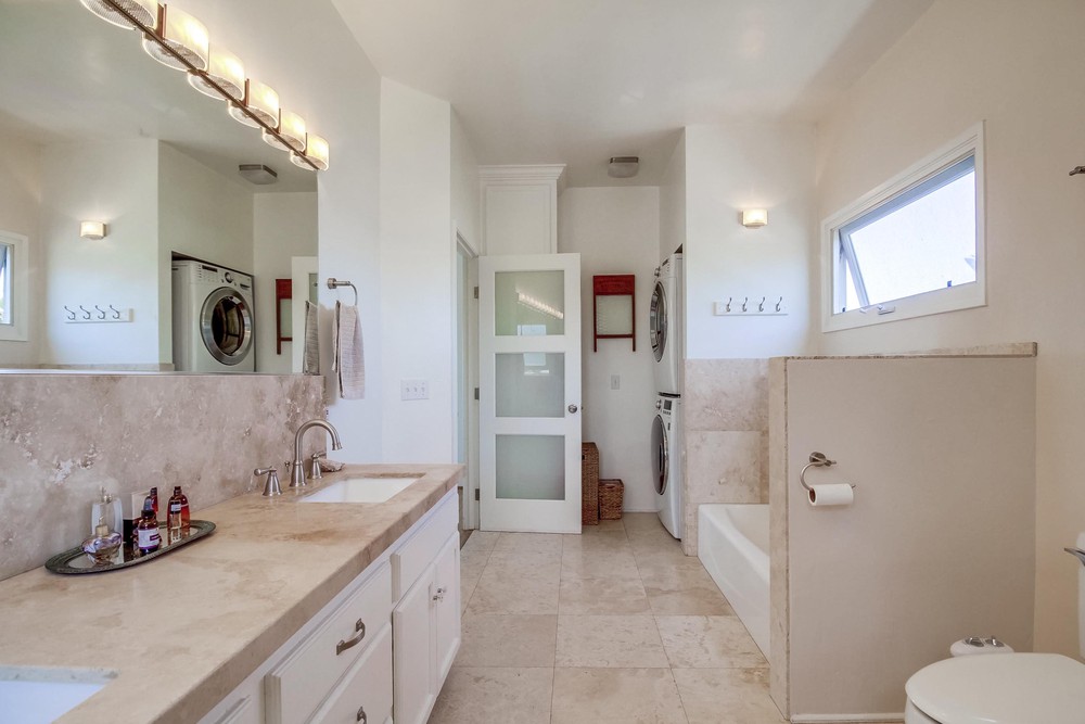 Virtual tour photo 52 of 82 for 4684 Saratoga Ave
