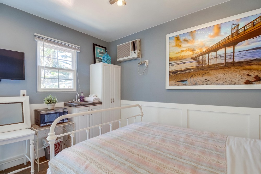 Virtual tour photo 66 of 82 for 4684 Saratoga Ave