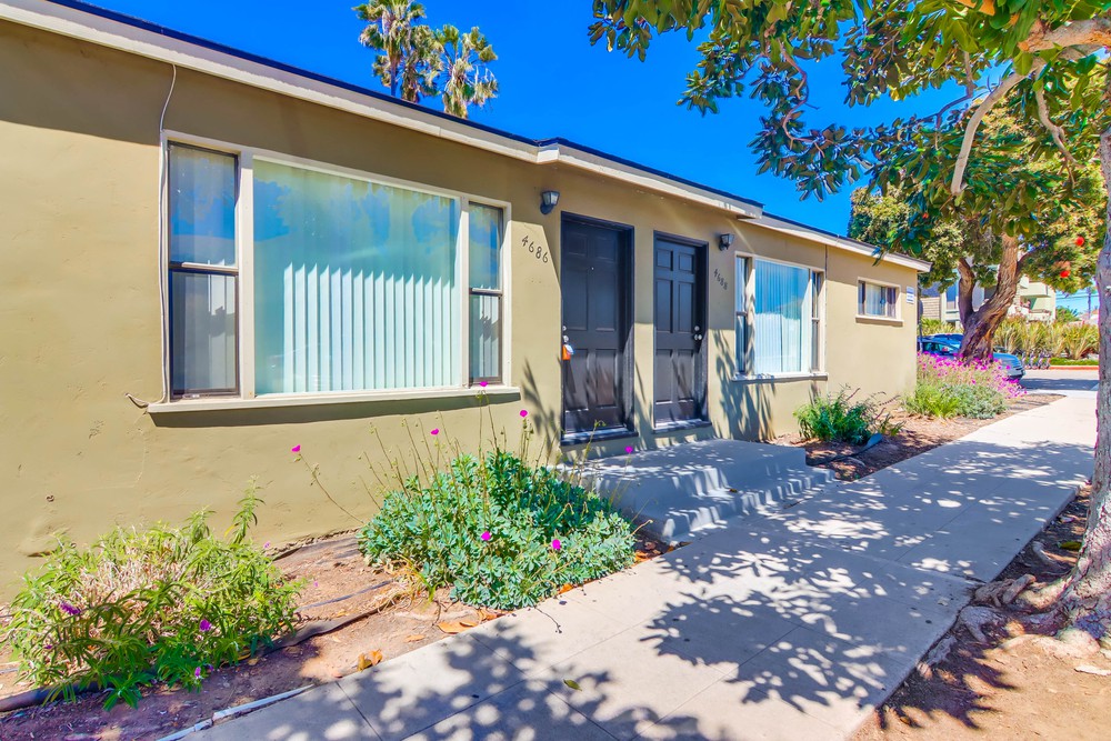 Virtual tour photo 1 of 26 for 4686 Bayard St