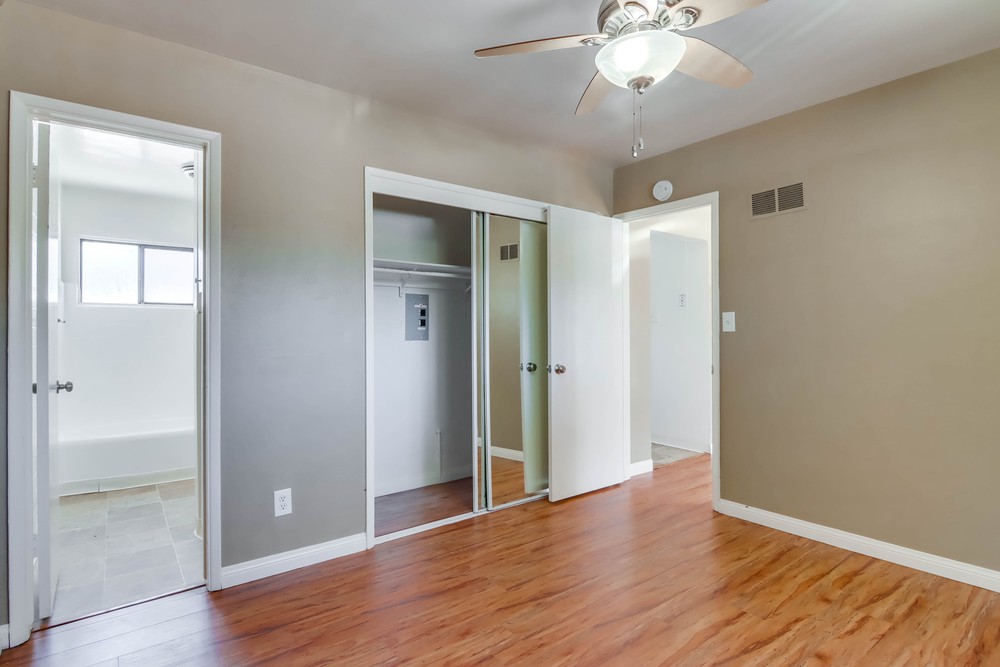 Virtual tour photo 18 of 26 for 4686 Bayard St