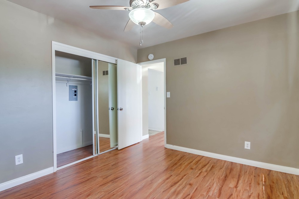 Virtual tour photo 19 of 26 for 4686 Bayard St
