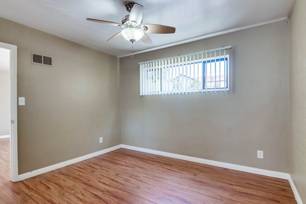 Virtual tour photo 20 of 26 for 4686 Bayard St