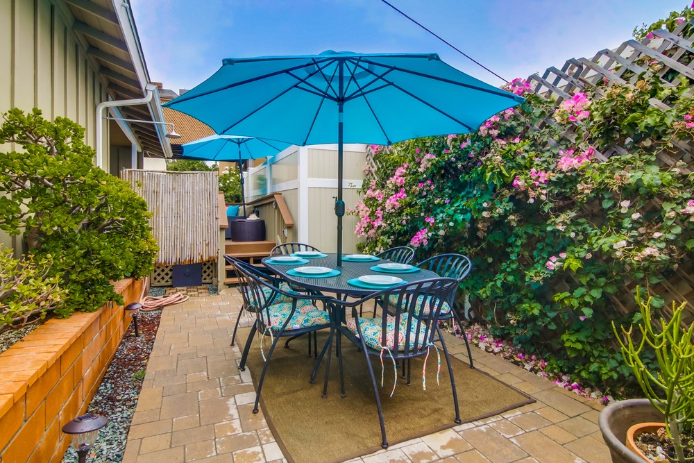 Virtual tour photo 1 of 22 for 4686 Bermuda Ave