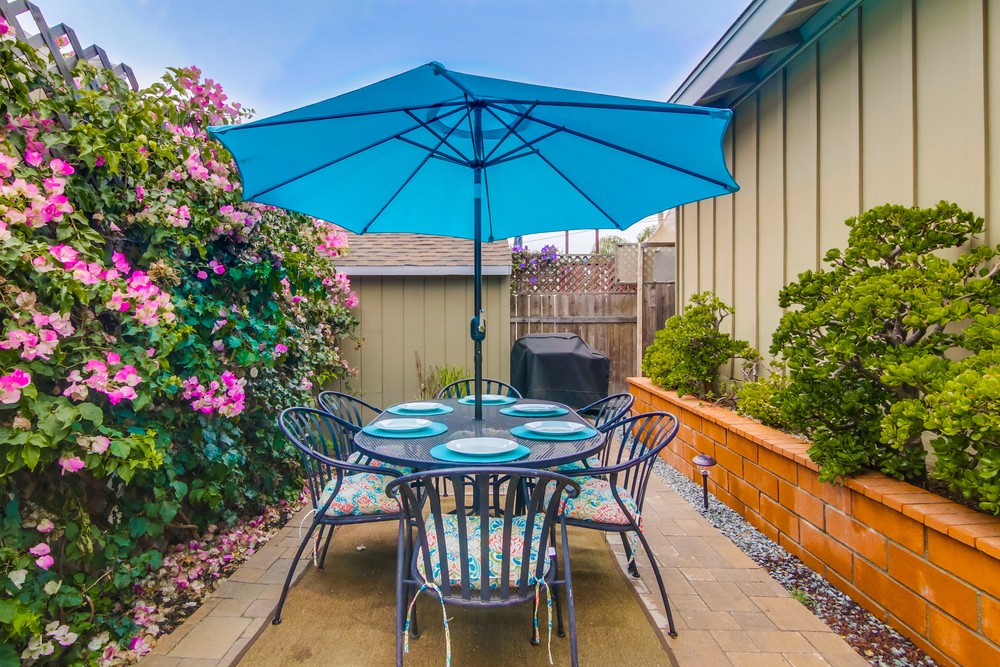 Virtual tour photo 3 of 22 for 4686 Bermuda Ave