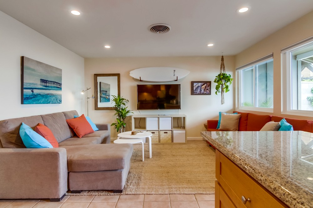 Virtual tour photo 12 of 22 for 4686 Bermuda Ave
