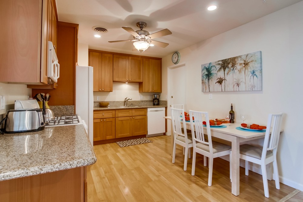 Virtual tour photo 16 of 22 for 4686 Bermuda Ave