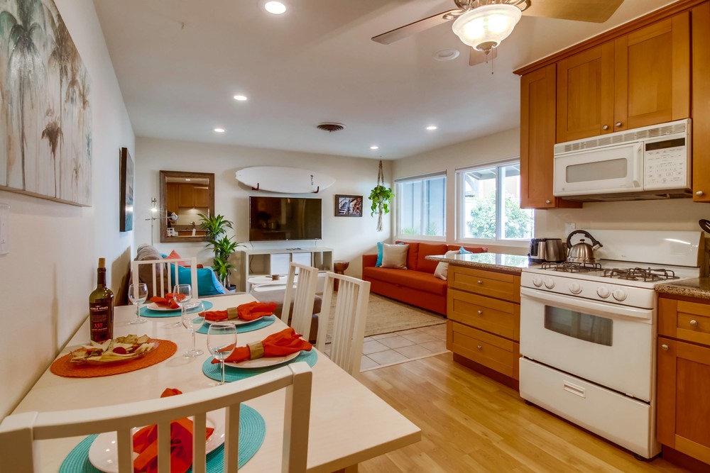 Virtual tour photo 18 of 22 for 4686 Bermuda Ave