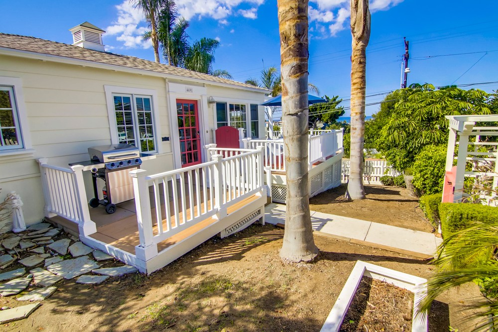 Virtual tour photo 10 of 61 for 4691 Del Mar Ave