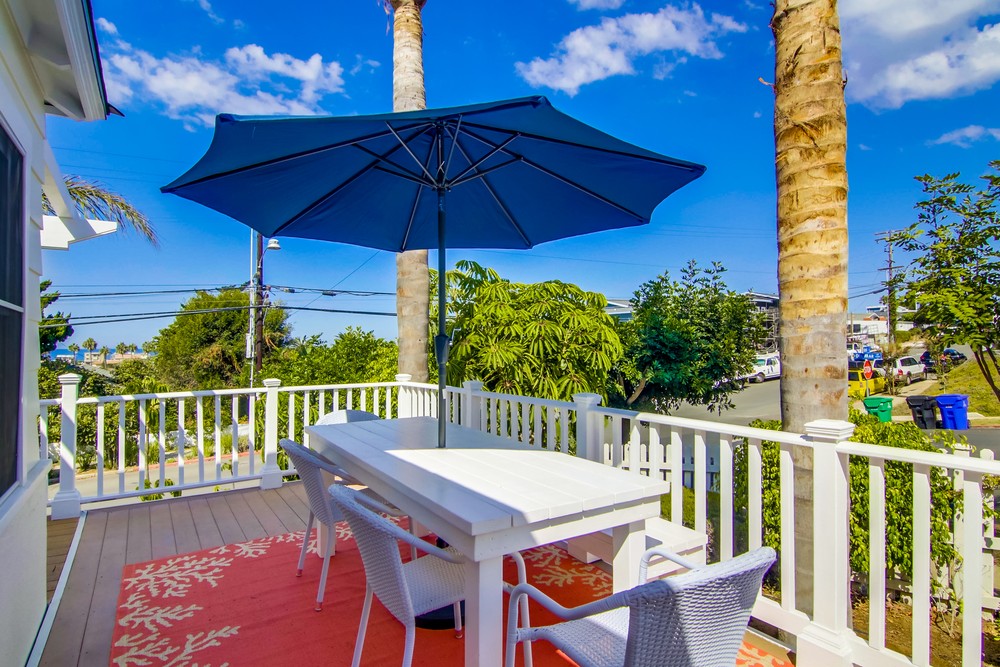 Virtual tour photo 13 of 61 for 4691 Del Mar Ave