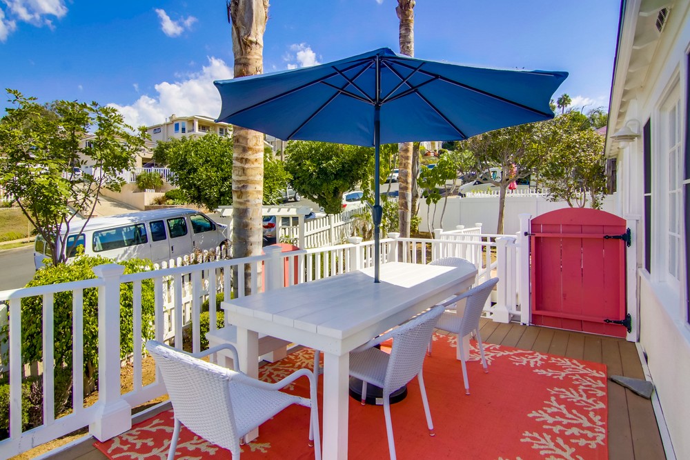 Virtual tour photo 15 of 61 for 4691 Del Mar Ave