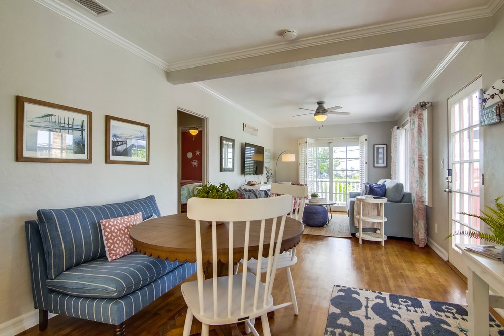 Virtual tour photo 24 of 61 for 4691 Del Mar Ave
