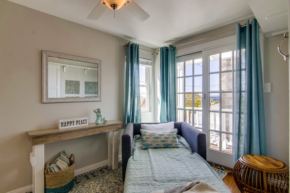 Virtual tour photo 38 of 61 for 4691 Del Mar Ave