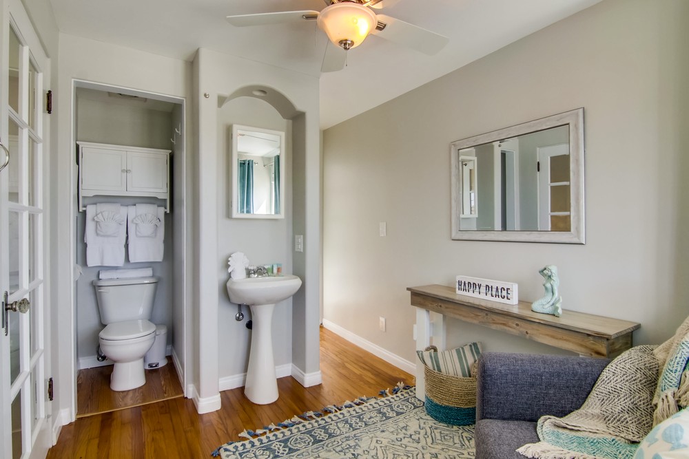 Virtual tour photo 41 of 61 for 4691 Del Mar Ave