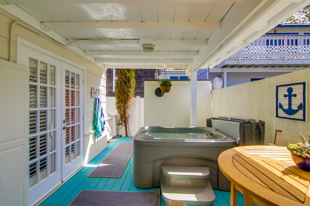 Virtual tour photo 49 of 61 for 4691 Del Mar Ave