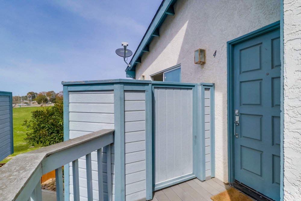 Virtual tour photo 5 of 38 for 4698 W Point Loma Blvd