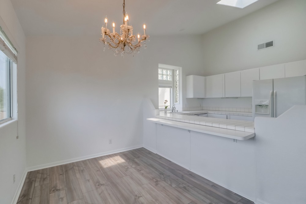 Virtual tour photo 11 of 38 for 4698 W Point Loma Blvd
