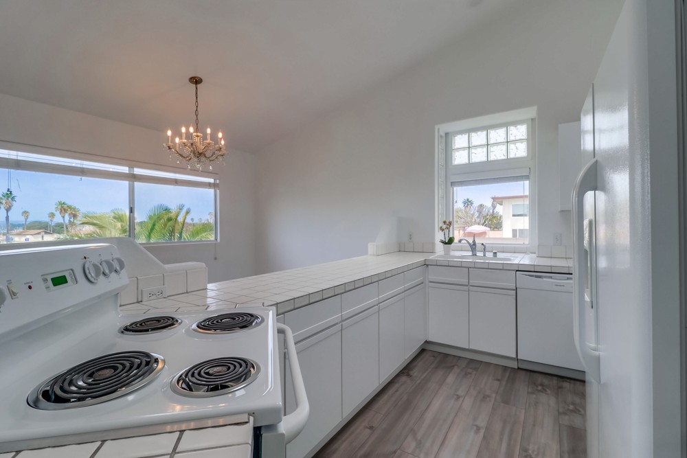 Virtual tour photo 15 of 38 for 4698 W Point Loma Blvd