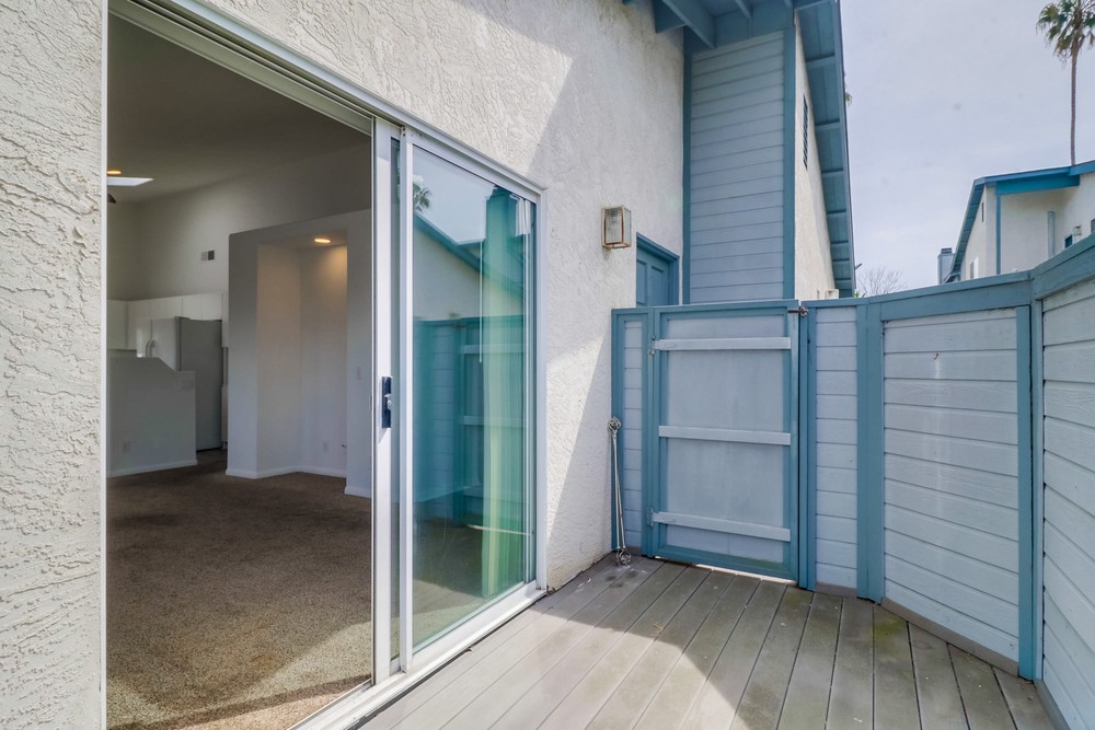 Virtual tour photo 18 of 38 for 4698 W Point Loma Blvd