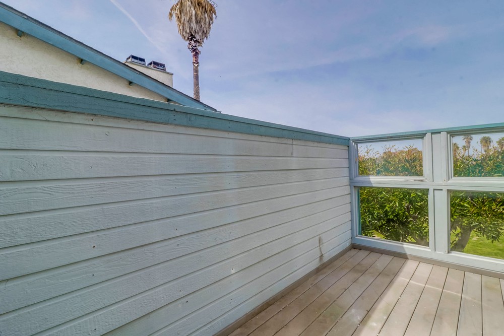 Virtual tour photo 19 of 38 for 4698 W Point Loma Blvd