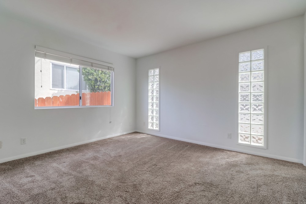Virtual tour photo 26 of 38 for 4698 W Point Loma Blvd