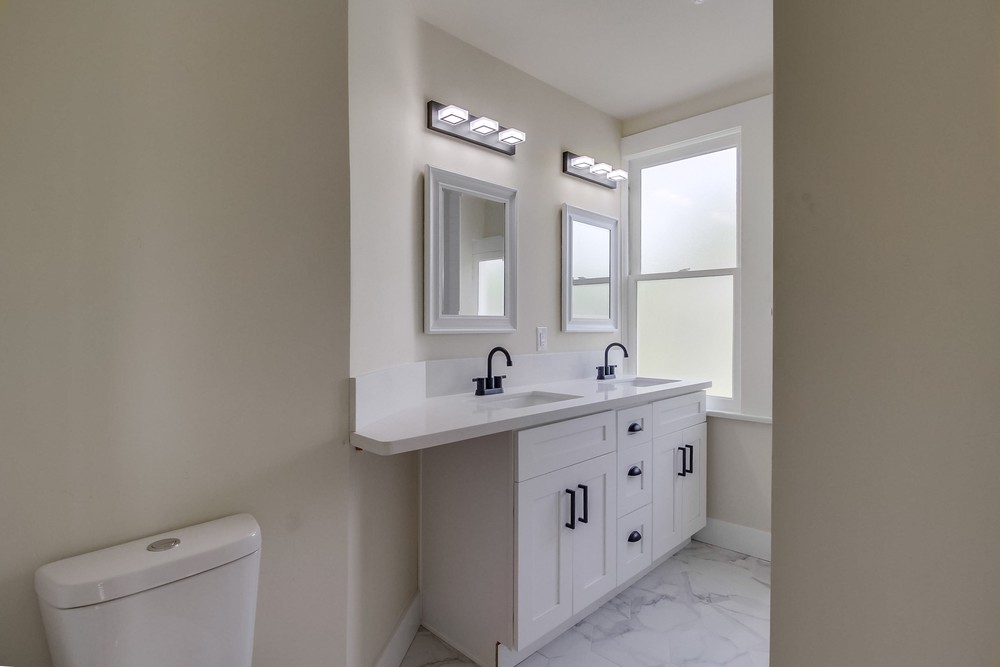 Virtual tour photo 67 of 85 for 470 22nd St