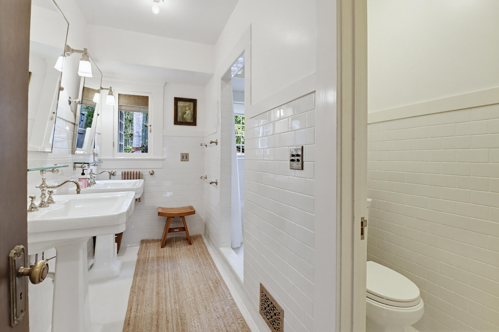 Virtual tour photo 31 of 72 for 470 B Ave