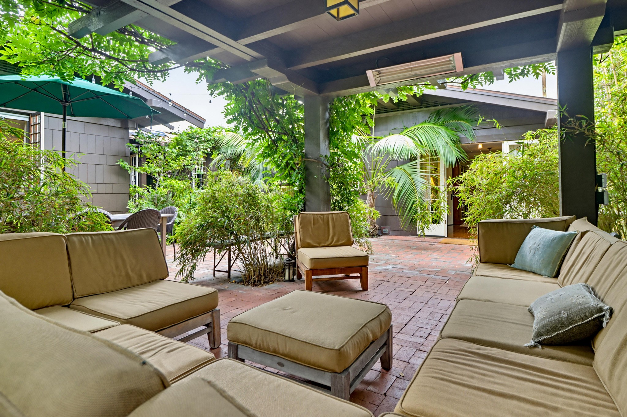 Virtual tour photo 61 of 72 for 470 B Ave
